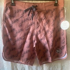 Of one sea board shorts